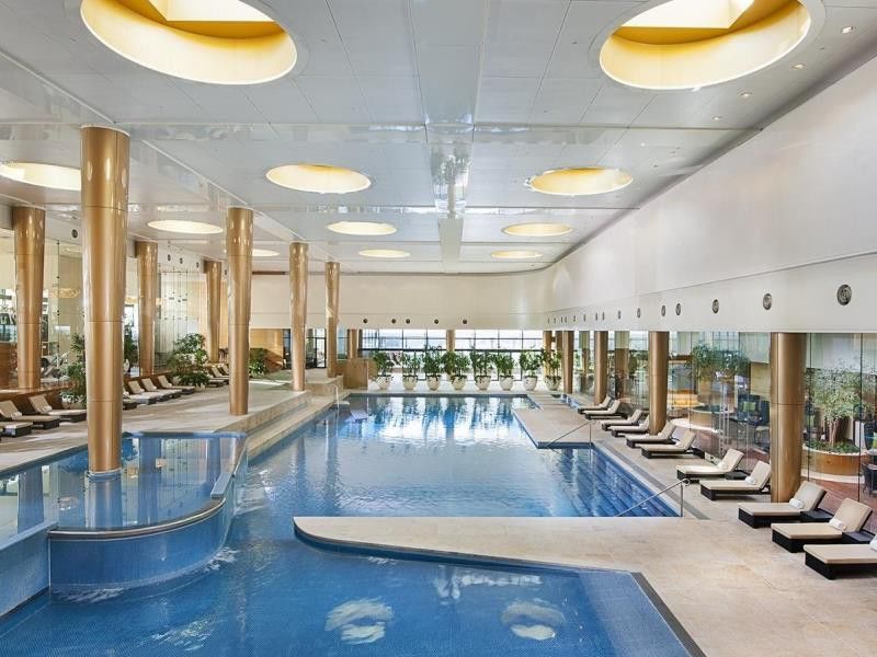 Crown Towers Melbourne Exterior foto The pool at the spa